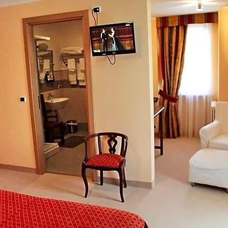 Miniere Hotel 3*