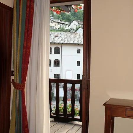 Hotell Miniere Traversella